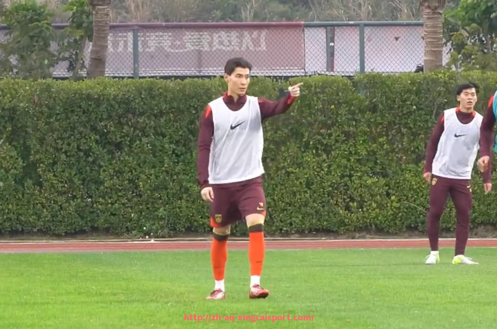 杏彩体育-法甲球员的技术发展趋势及未来潜力预测